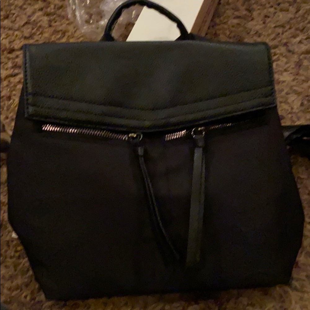 BNWT Botkier NY Trigger Backpack